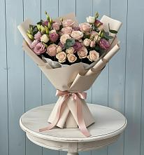 Букет цветов из:  Розы и Лизиантусы #REPLACE_PRED# Макашевке