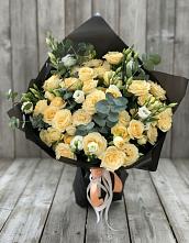 Букет цветов из:  Розы и Лизиантусы в Макашевке