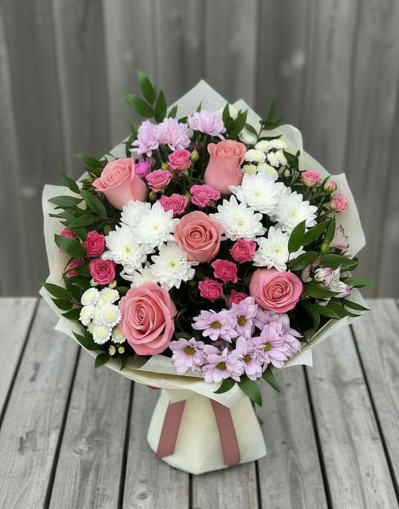 Букет цветов из: Альстромерии, Гвоздики, Розы и Хризантемы в Макашевке