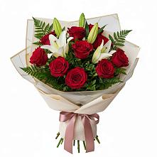 Букет цветов из:  Лилии и Розы в Макашевке