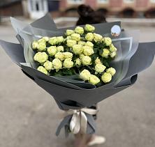 Букет Белые кустовые розы Солинеро #REPLACE_PRED# Макашевке