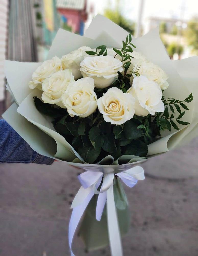 Букет Белые розы Проуд в Макашевке