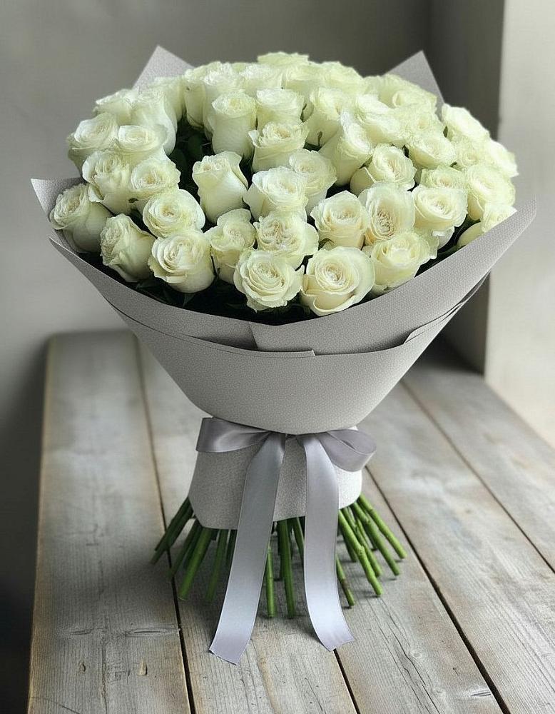 Букет 35 Белых роз в Макашевке