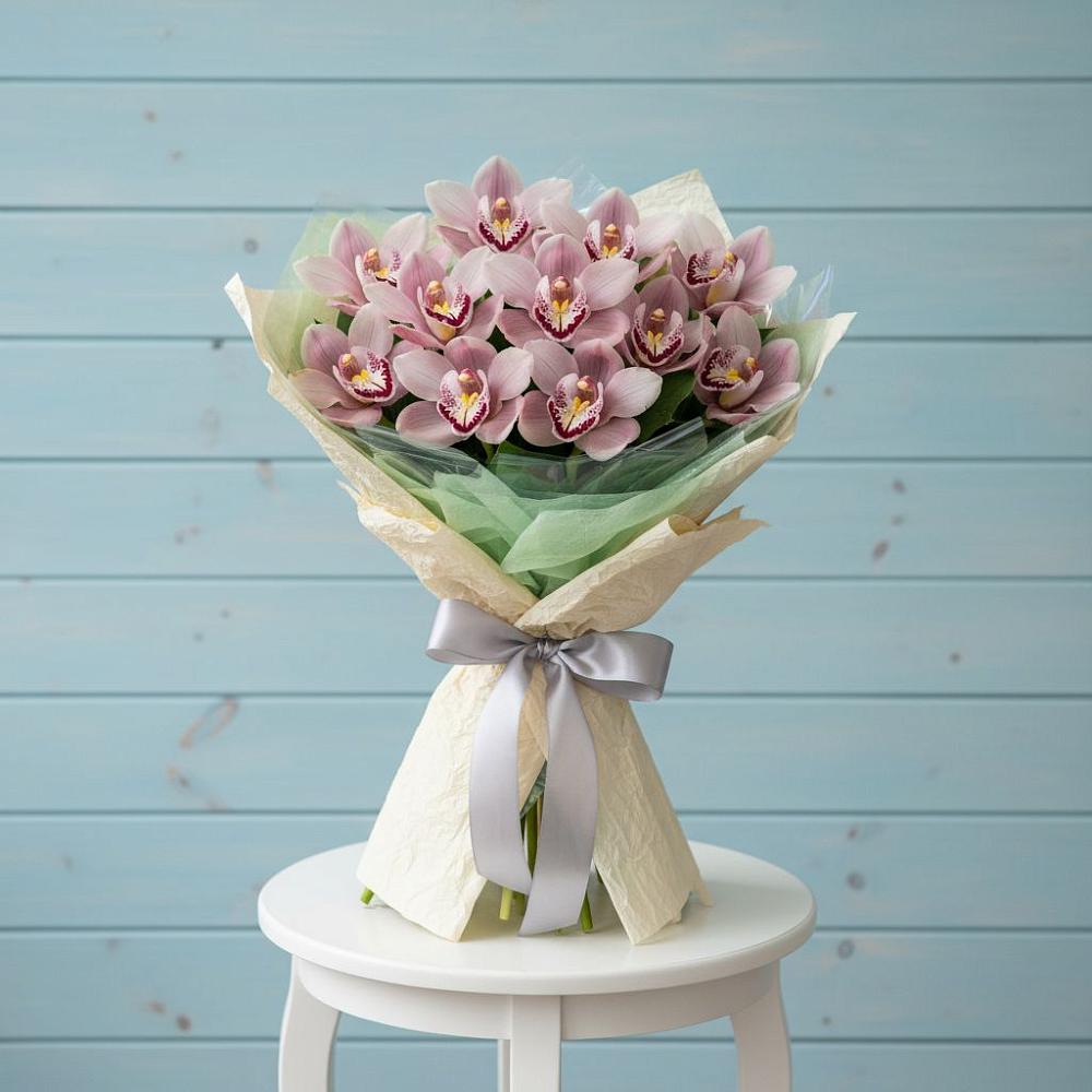 Букет цветов из: Орхидеи и Розы в Макашевке