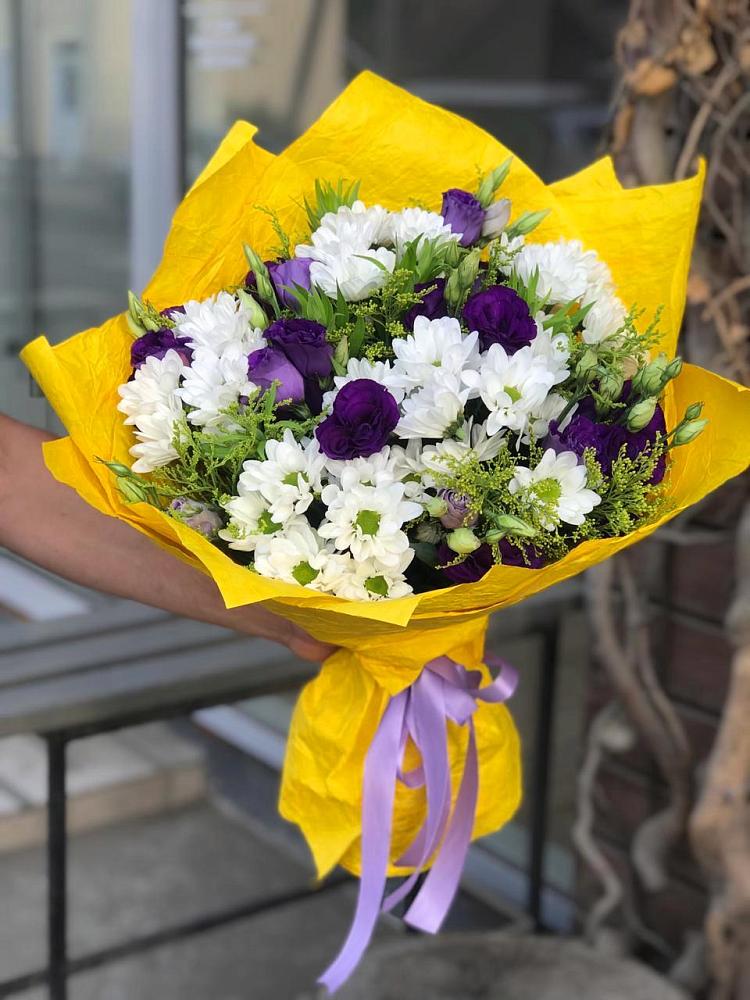 Букет цветов из: Ирисы, Хризантемы и Ромашки в Макашевке
