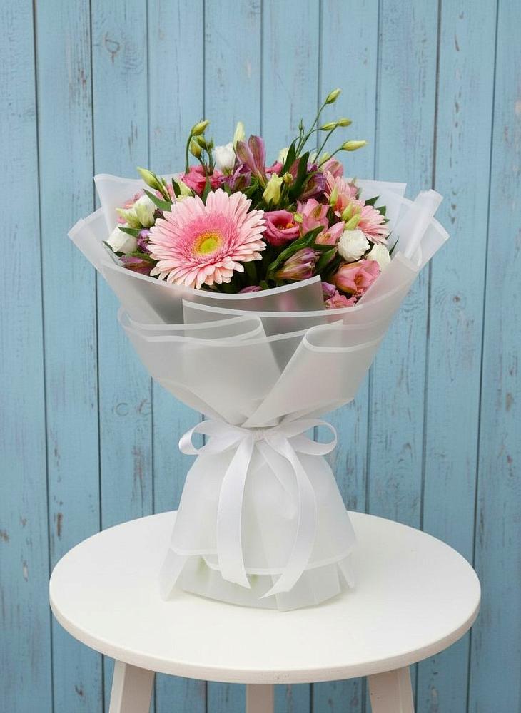 Букет цветов из: Герберы, Альстромерии и Лизиантусы в Макашевке