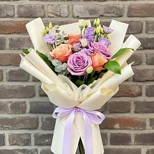 Букет цветов из:  Лизиантусы и Розы в Макашевке