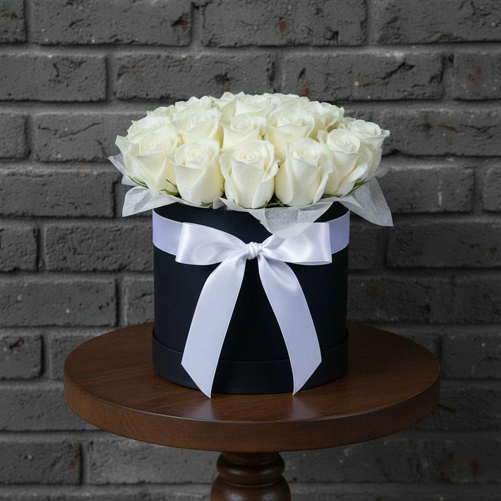 Цветочная композиция из Розы в шляпной коробке в Макашевке